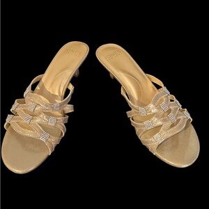 Jones New York Gold Ruched Sandals